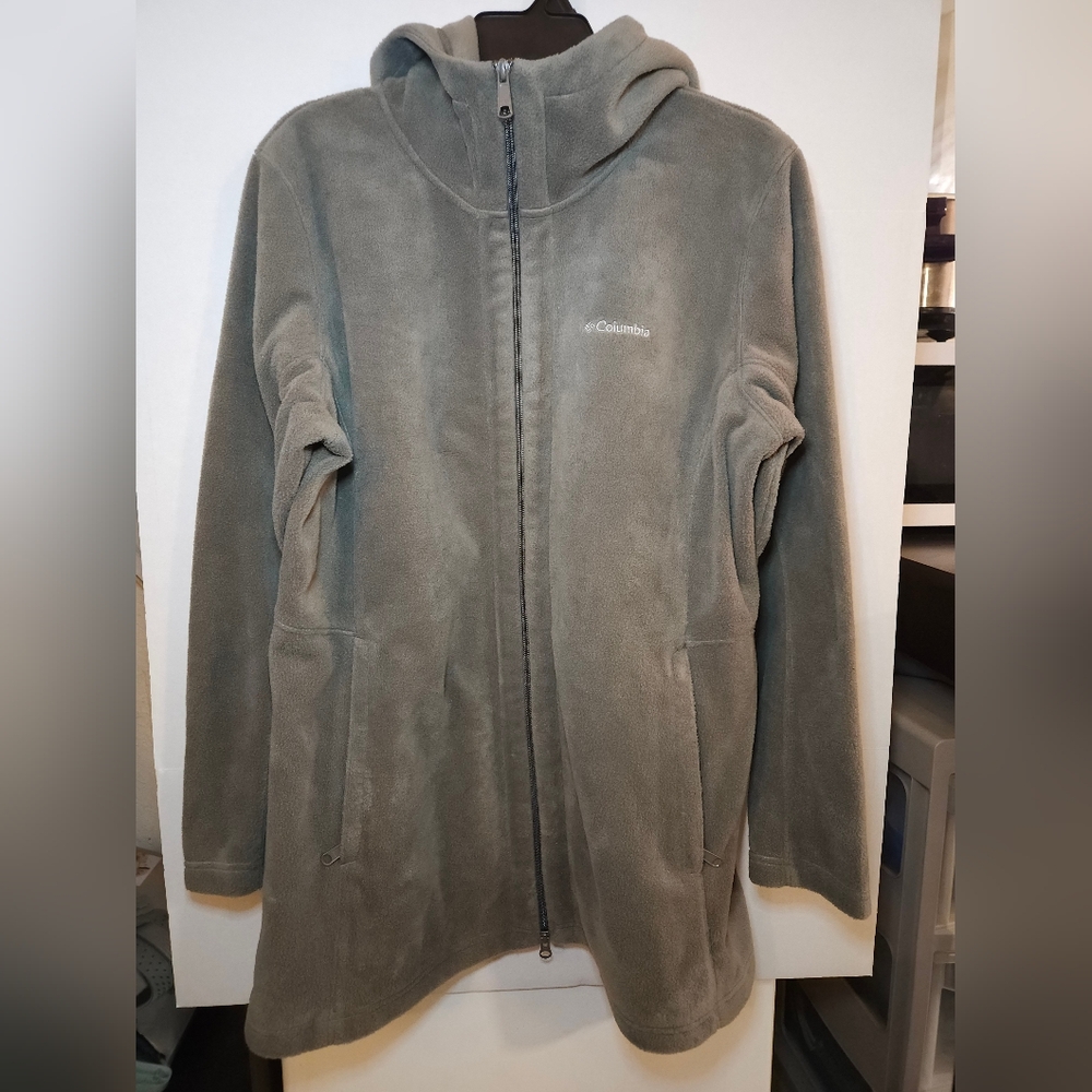 Columbia Gray Fleece Jacket